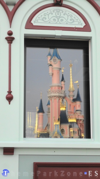 Disney Dreams! - Version 1 [Parc Disneyland - 2012-2013] - Sujet de pré-sortie - Page 22 Dsc027251